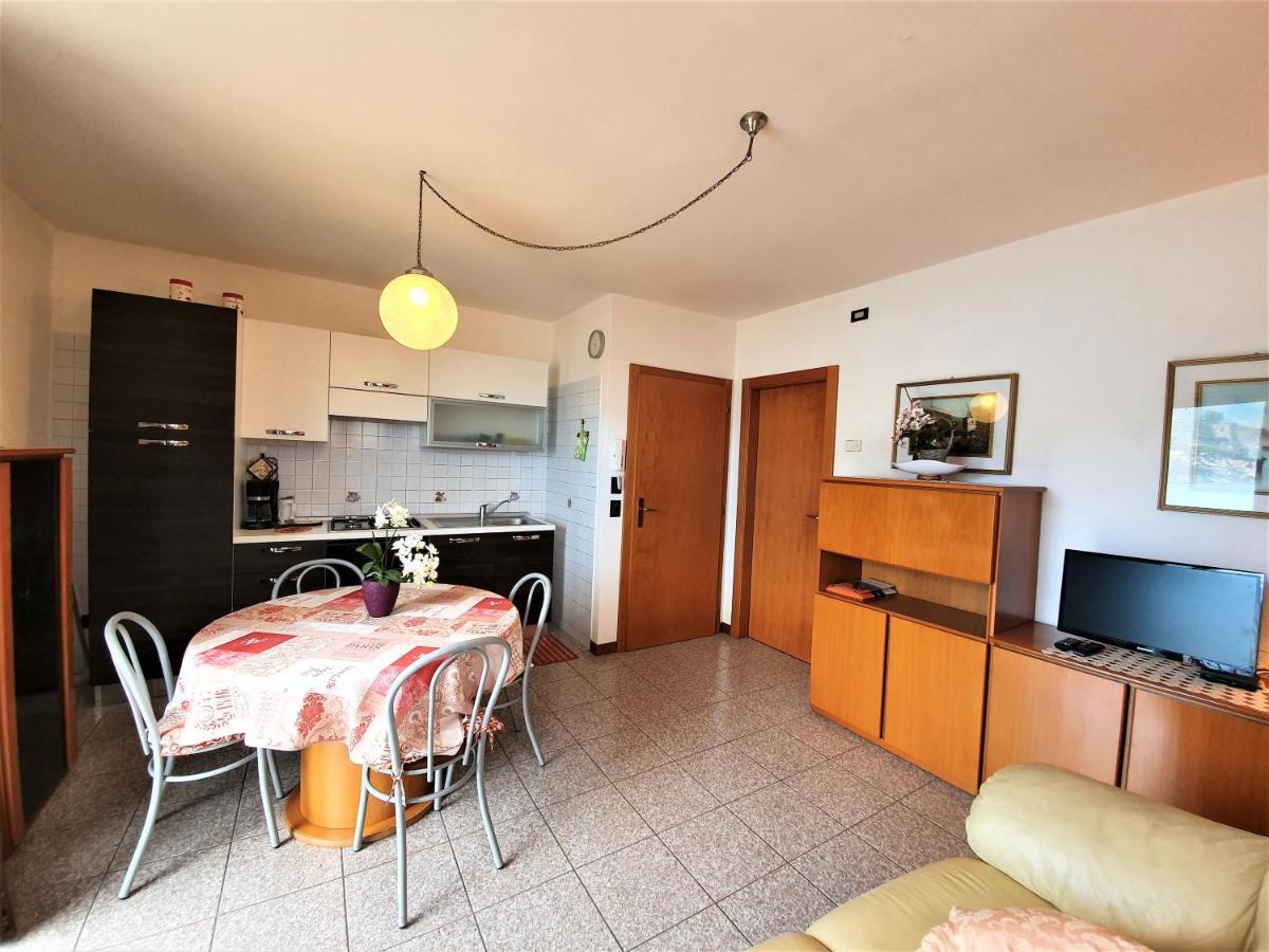 Casa Valenti Apartment เบรนโซเน ซูล การ์ดา ภายนอก รูปภาพ